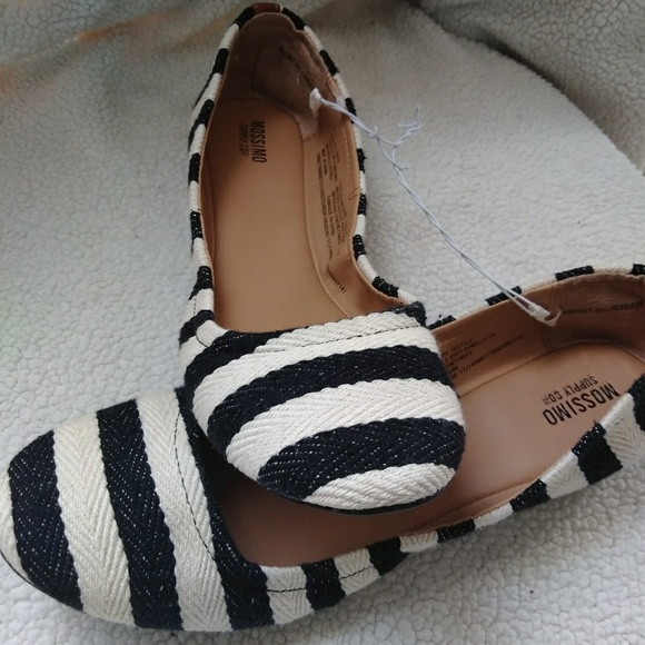 Mossimo Supply Co. Shoes - MOSSIMO FLATS SIZE 7 NWOT